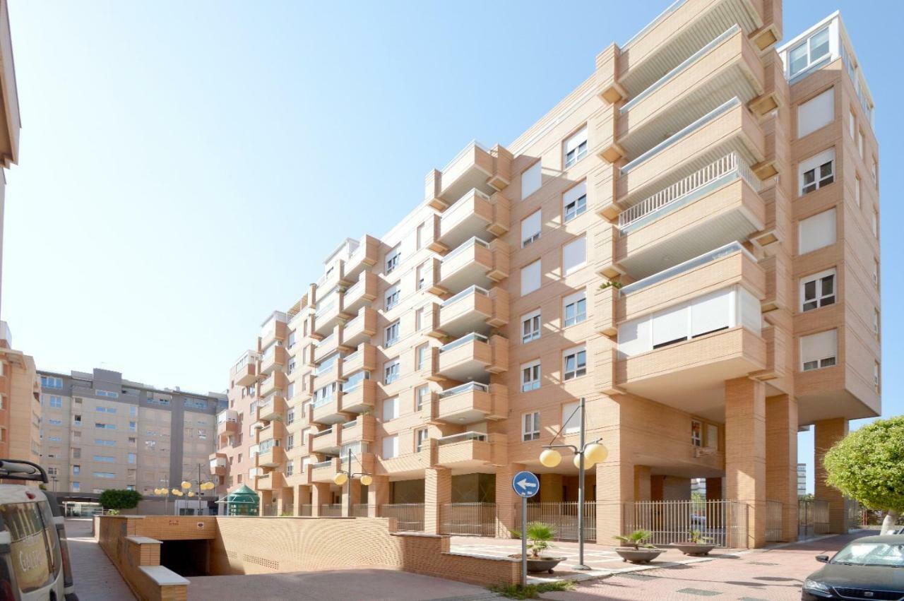 Moderno Apartamento Frente A La Playa Y El Centro Leilighet Almería Eksteriør bilde